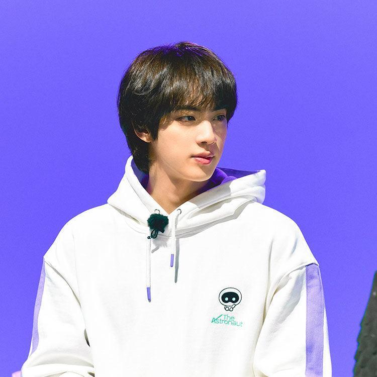 HOODIE / HOSEN / SET WOOTTEO DER ASTRONAUT/JIN BTS
