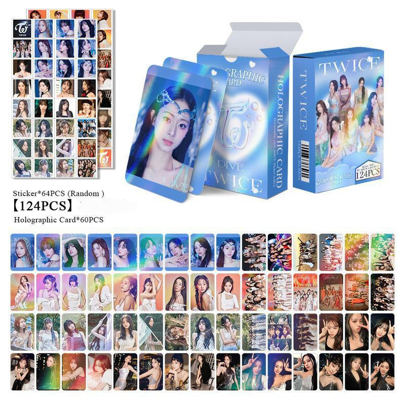 TWICE DIVE KIT - 124 TEILE (60 HOLOGRAPHISCHE FOTOKARTEN + 64 STICKER)