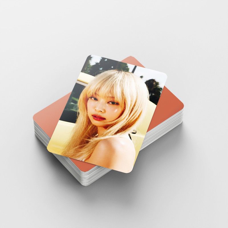 FOTOKARTEN JENNIE MANTRA + STICKER (92 STÜCK)