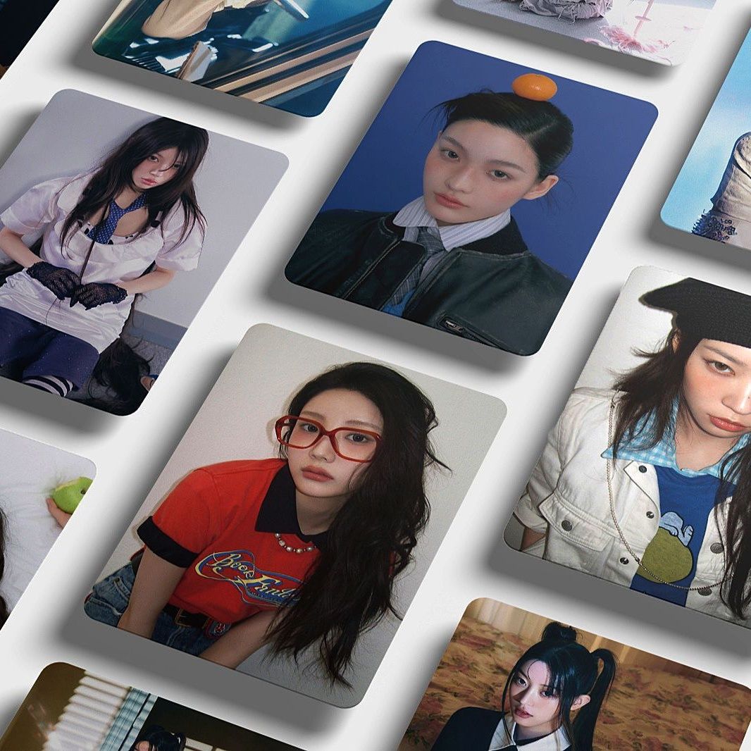 ILLIT BOMB FOTOKARTEN 55 STÜCK