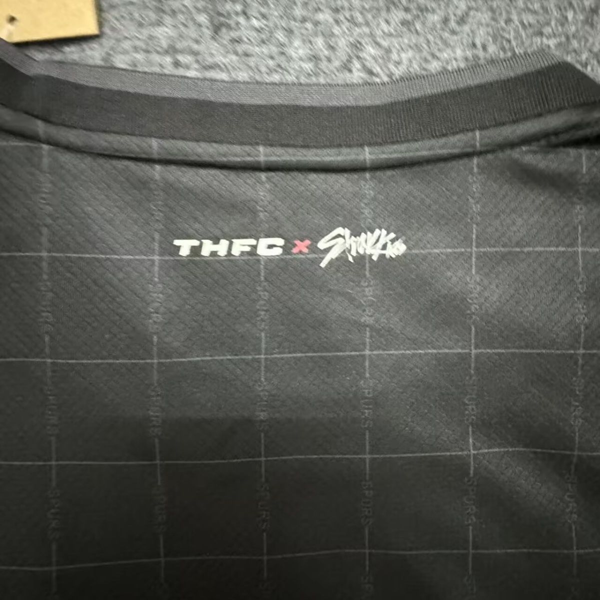 STRAY KIDS TOTTENHAM T-SHIRT