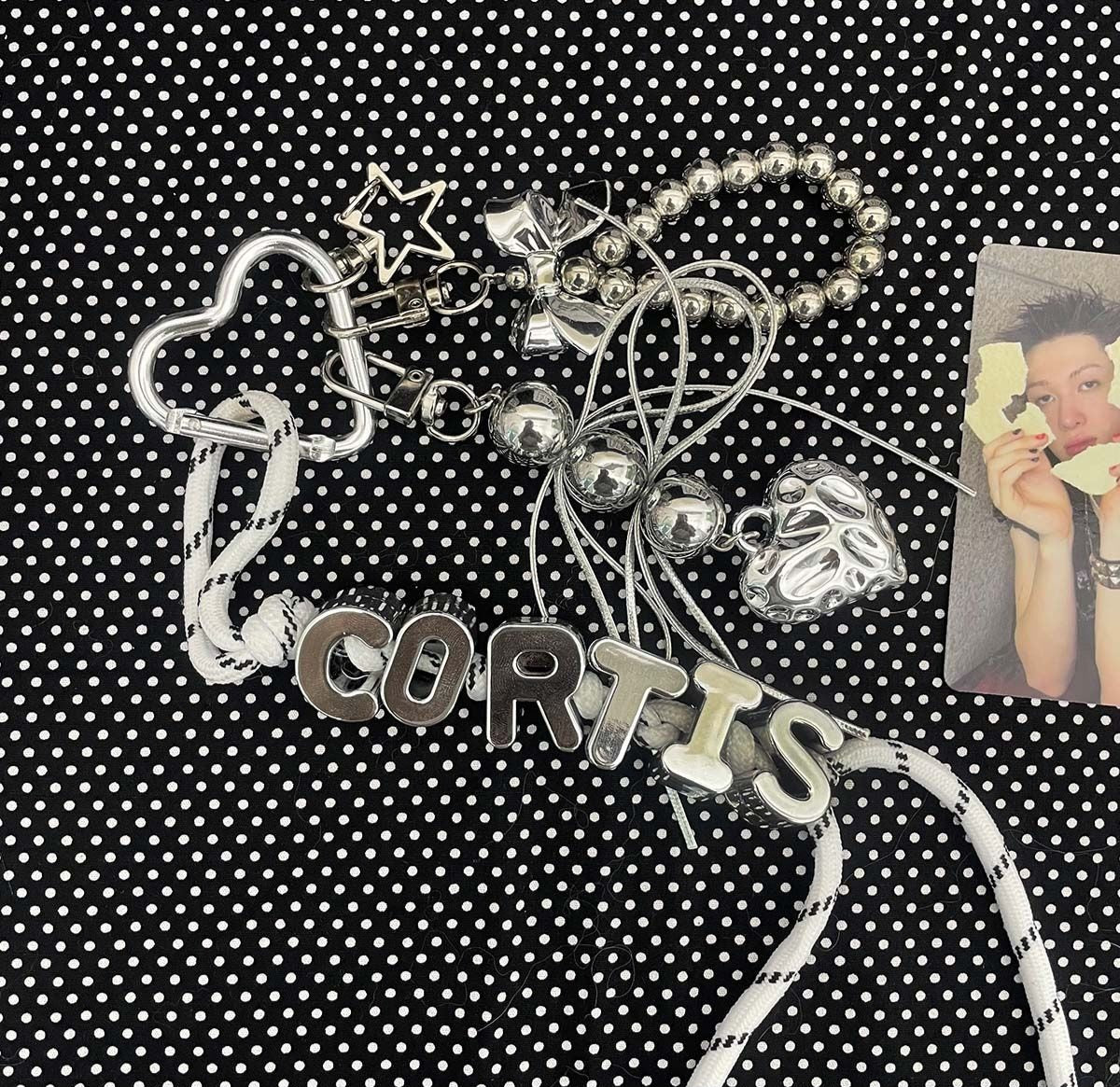 CORTIS-SCHLÜSSELANHÄNGER