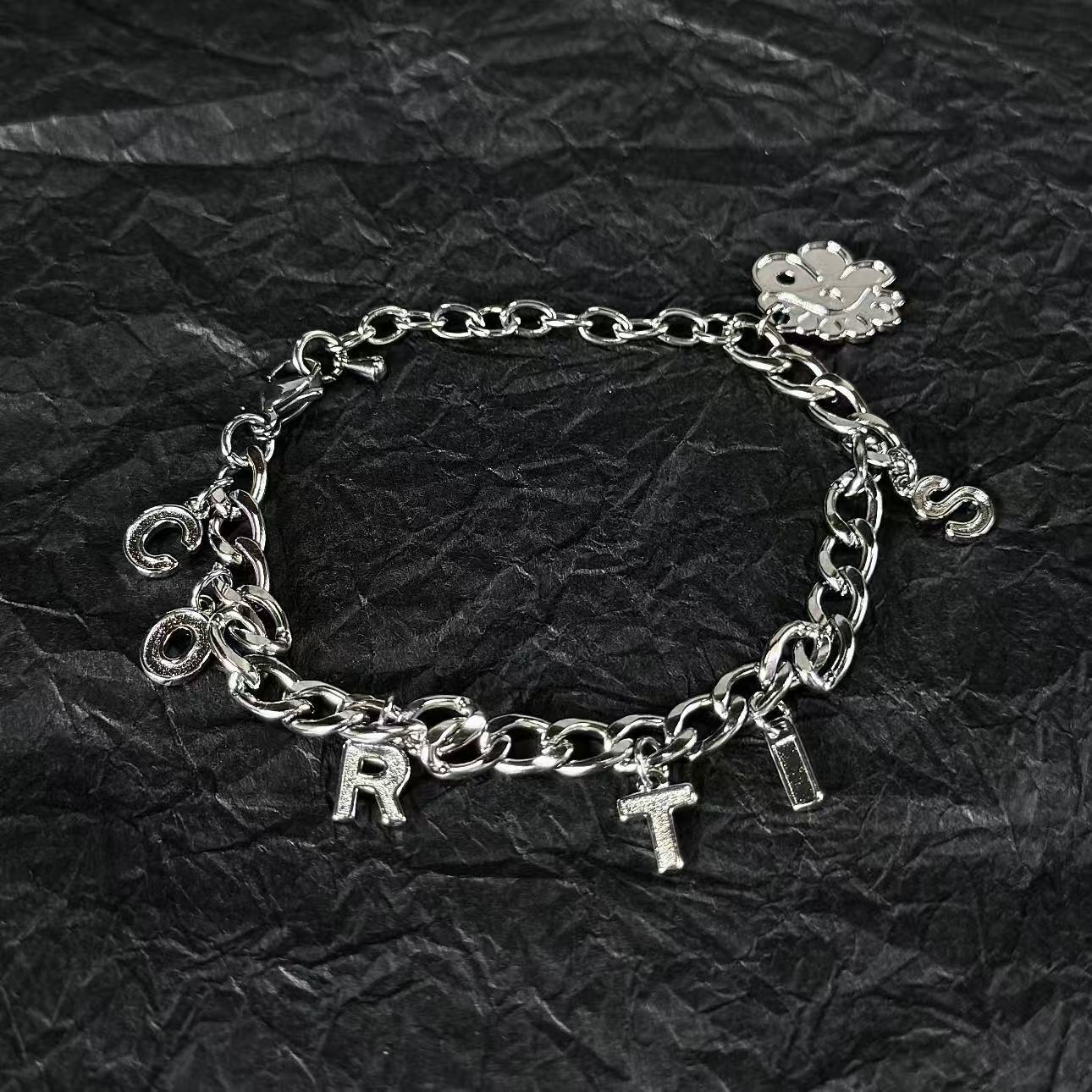 CORTIS-HALSKETTE + CORTIS-ARMBAND-SET