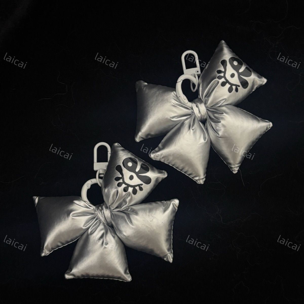 CORTIS PLÜSCHSCHLÜSSELANHÄNGER