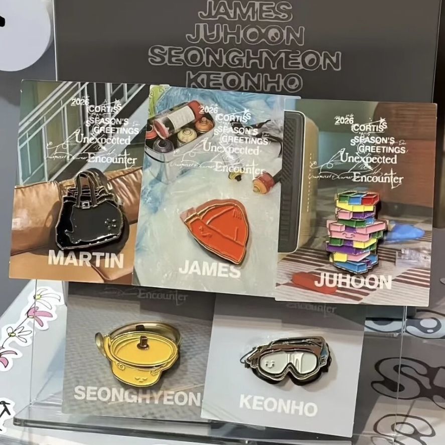 CORTIS PLÜSCHSCHLÜSSELANHÄNGER