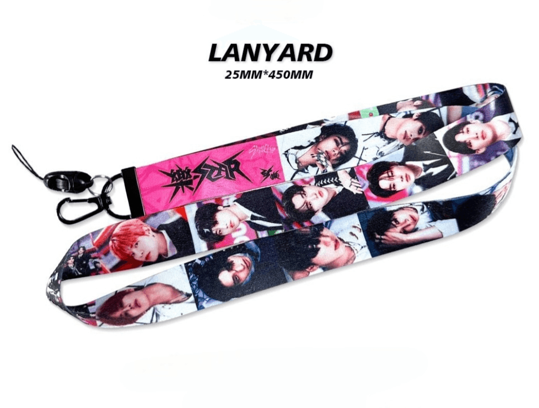 STRAY KIDS ROCK STAR/樂-STAR KIT MIT 164 TEILEN (GESCHENKBOX MIT VERSCHIEDENEN ARTIKELN!✨)