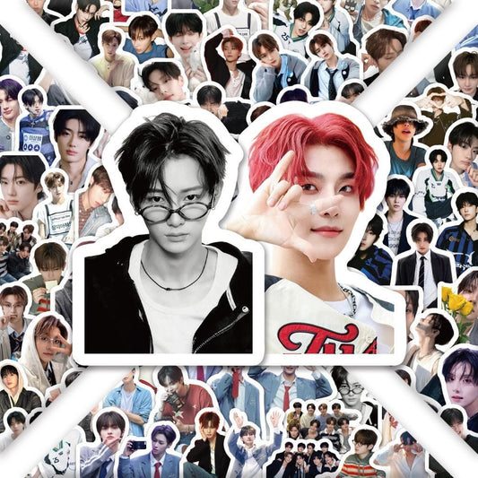 CORTIS-AUFKLEBER, 70 STÜCK